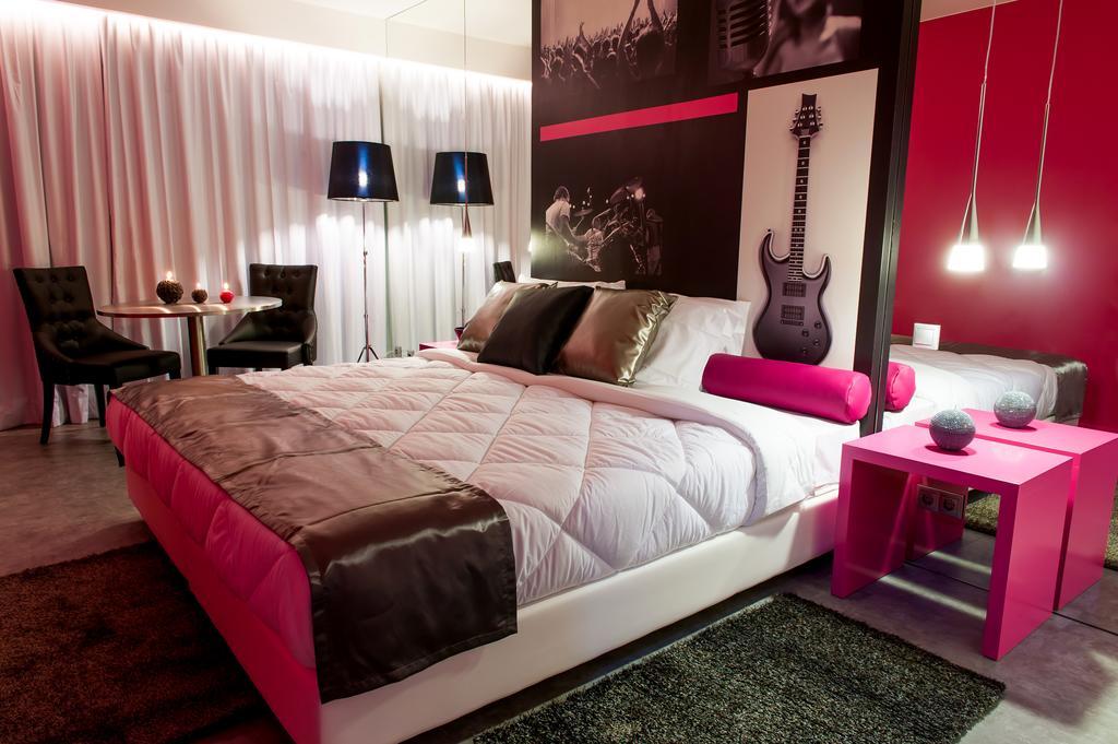Vinyl M Hotel - Adults Only Mealhada Room photo